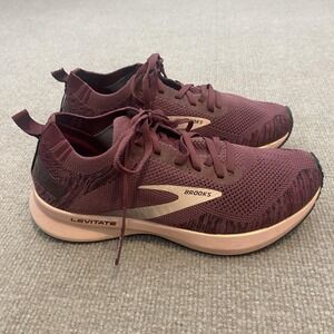Brooks Levitate 4 Running Shoes Womens Size 7 Purple Knit Sneakers 1203351B671